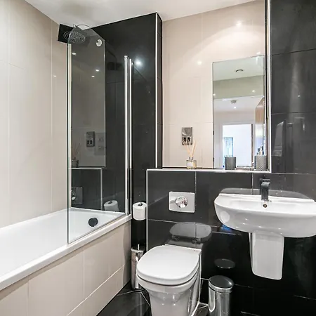 Stylish 2 Bed 18 - Centre, Free Parking, Espresso Machine & Netflix - Hosted By Host Save * Sheffield